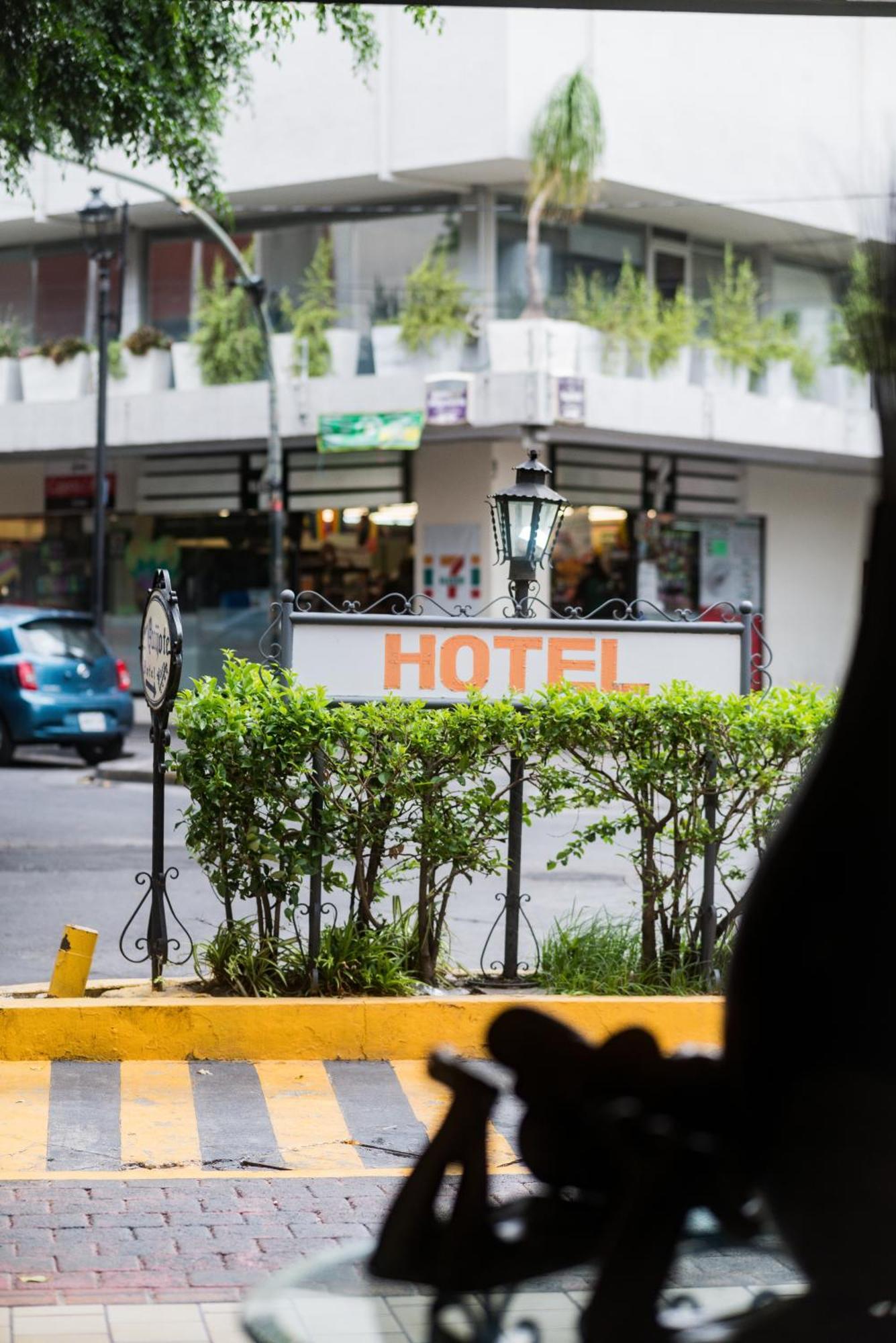 Hotel Don Quijote Plaza - Guadalajara Centro Historico Εξωτερικό φωτογραφία
